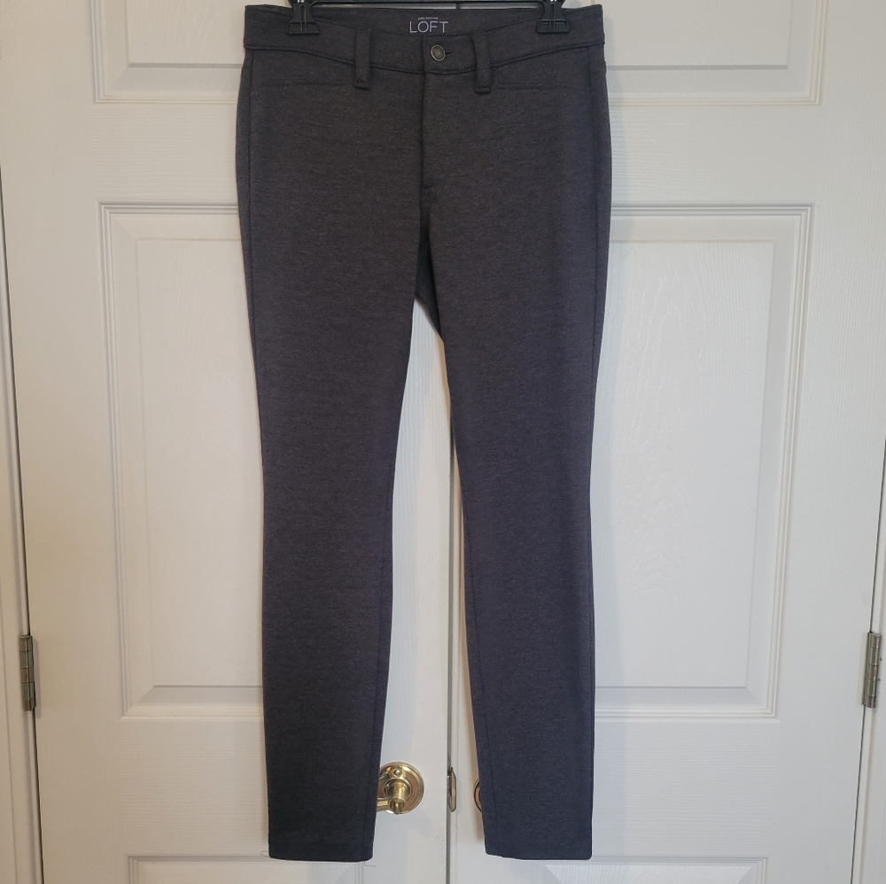 Modern Skinny Ann Taylor Loft Dark Gray Pants. Size 6P